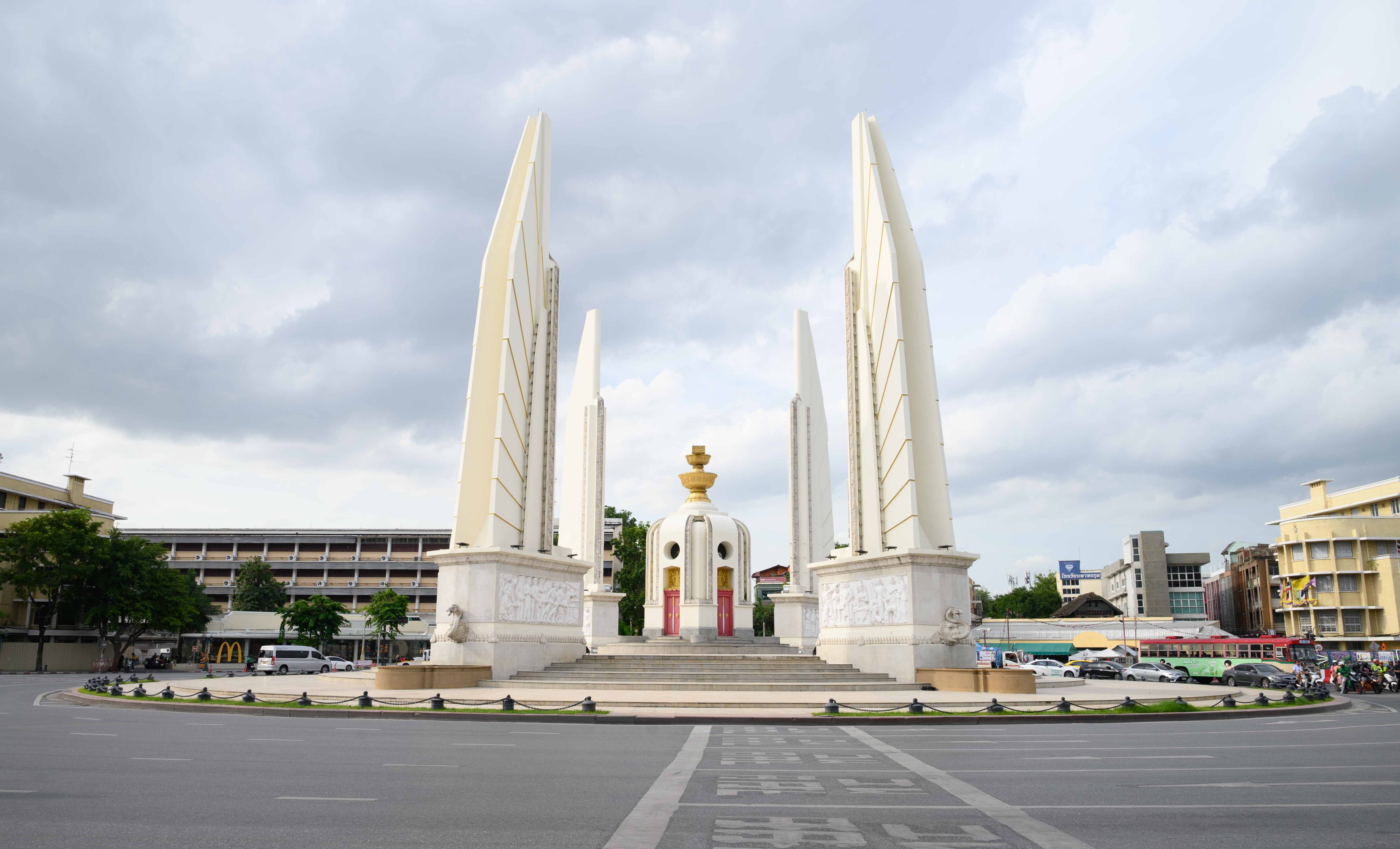 Sao Chingcha (Giant Swing)