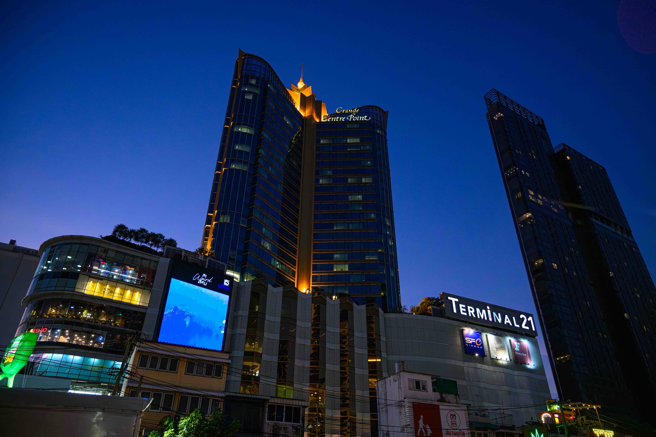 Yaowarat Road at Night 1