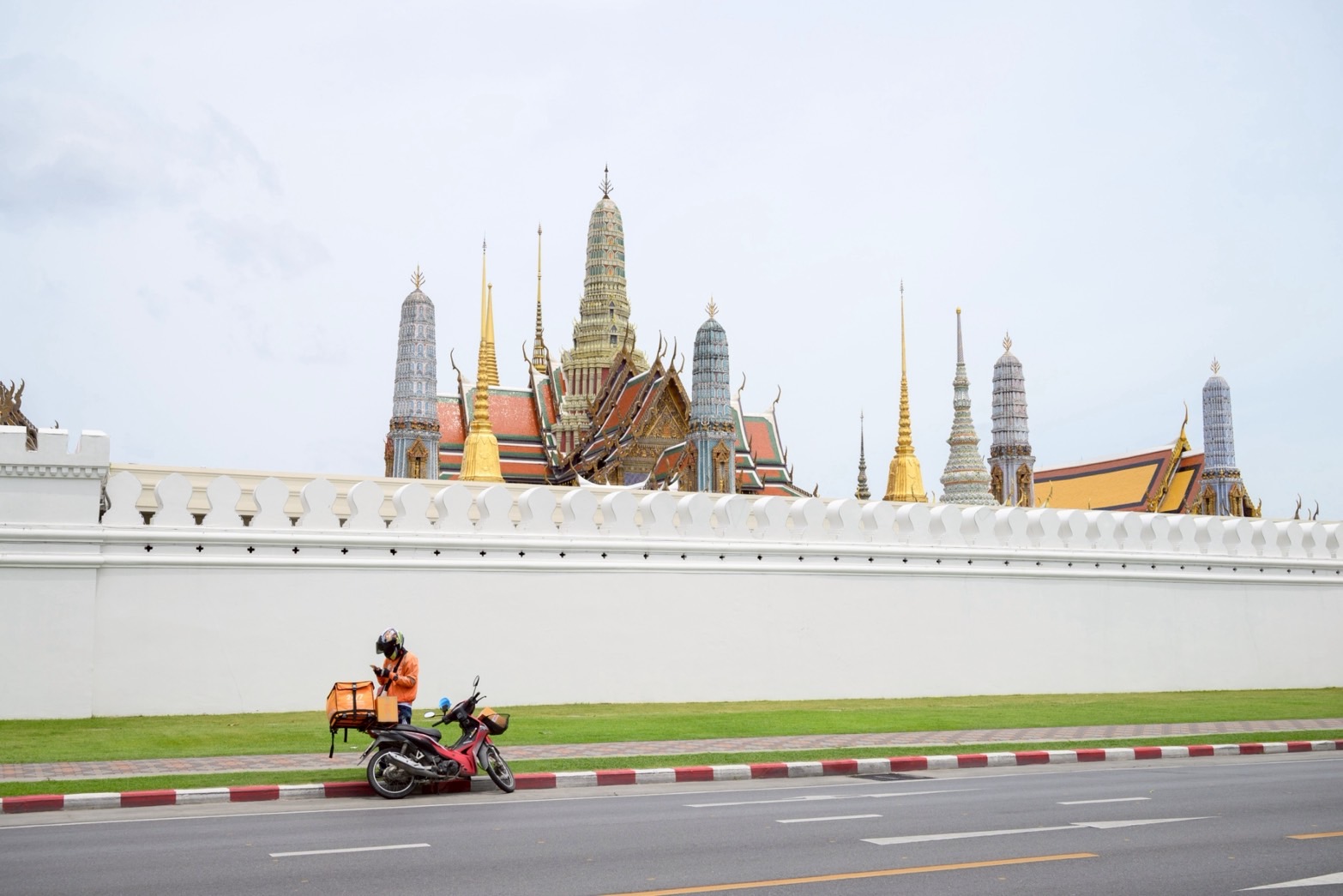 Yaowarat Road at Night